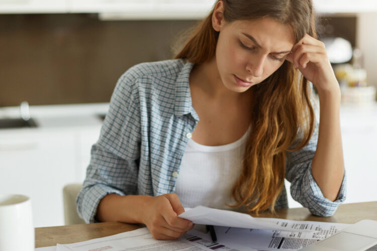 É possível participar do leilão com nome sujo?