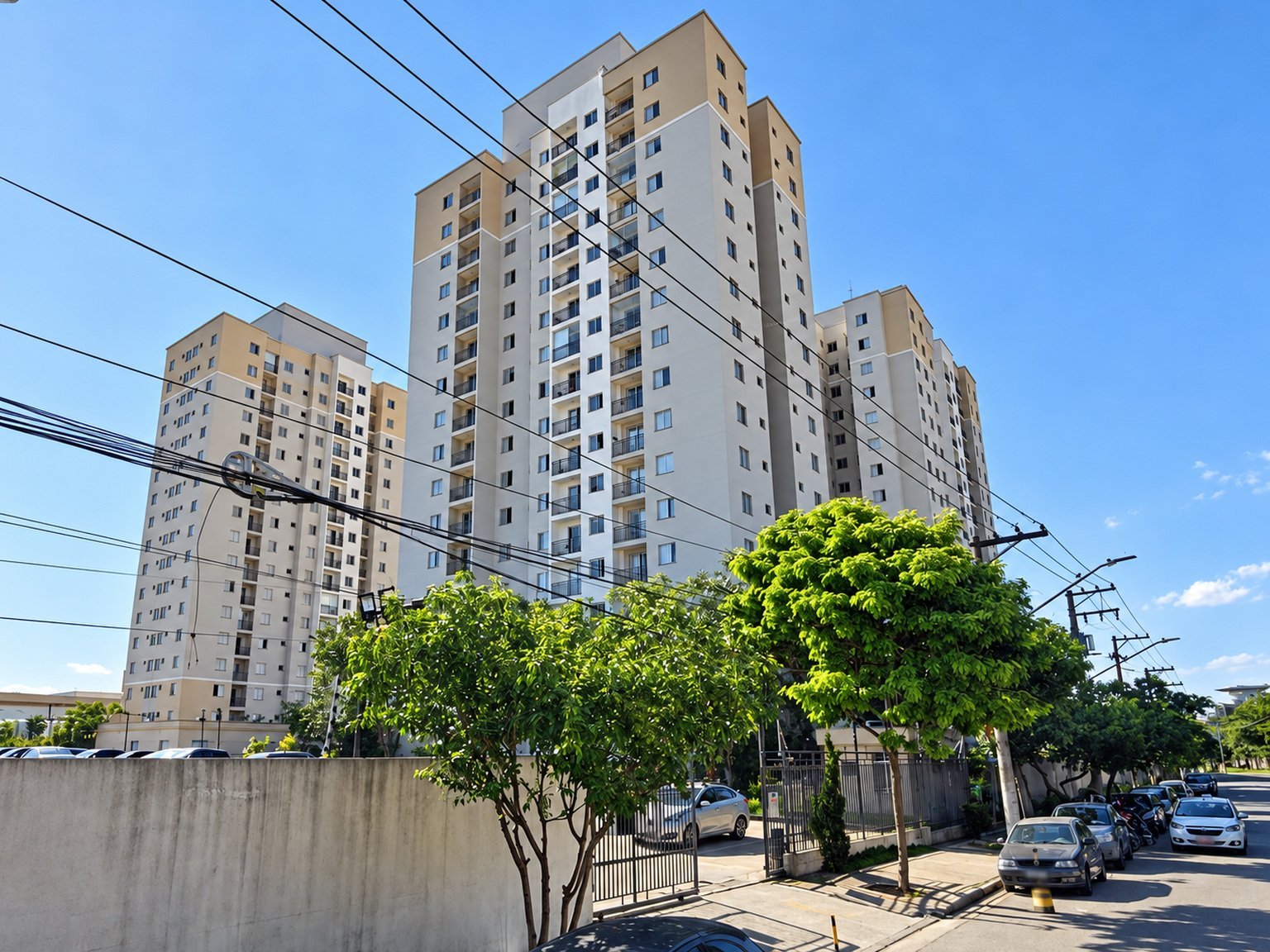 Apartamento em Lapa de Baixo, São Paulo — LM4664